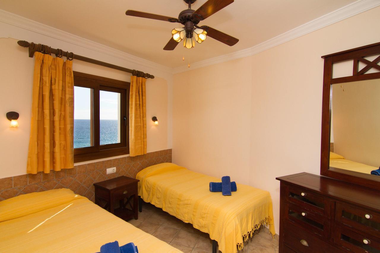 Carabeo 72 Menyber Apartment Nerja Exterior photo